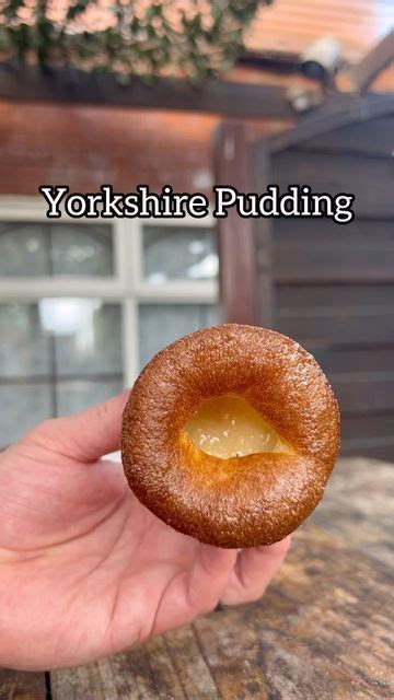  Yorkshire Pudding Thơm Béo Xứng Đáng Là Ngôi Sao Bữa Ăn Anh Quốc!